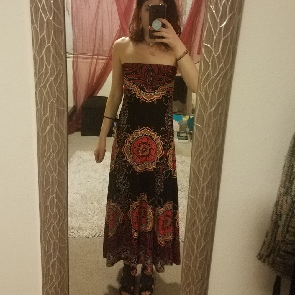 Gorgeous mandala print silky maxi dress/skirt